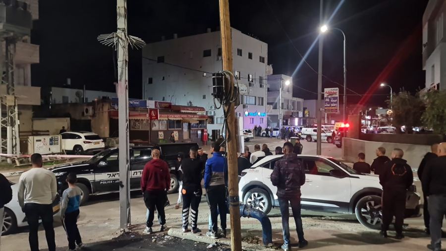 اطلاق نار وصاروخ على شاب في الجديدة المكر 